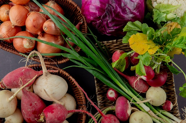 Beszéljünk zöldségeket – milyen szezonális zöldségeket, gyümölcsöket együnk tavasszal?